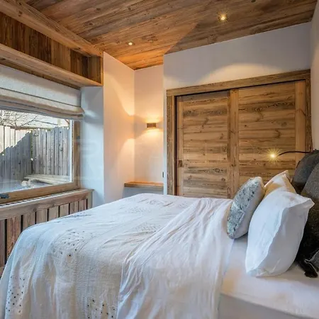 Alpine Luxury Flat Heart Of Megeve, 2 Min Апартаменти *